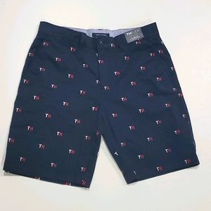 NWT Men's Tommy Hilfiger Size 32 shorts  9" inseam